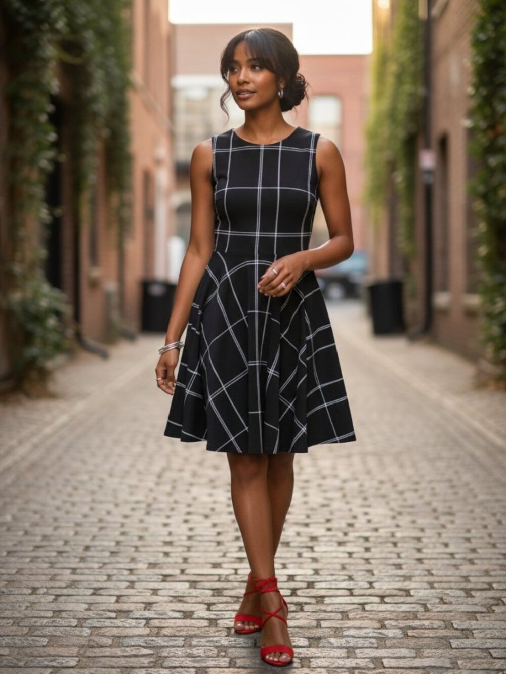 Danny and Nicole Dress Women Size 10 Black Plaid Excellent Sleeveless Fit Flare